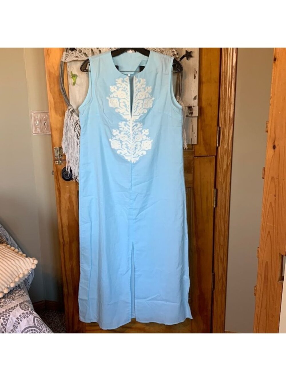 Women’s Maxi Midi Length Embroidered Pastel Baby Blue Slit Sleeveless Dress